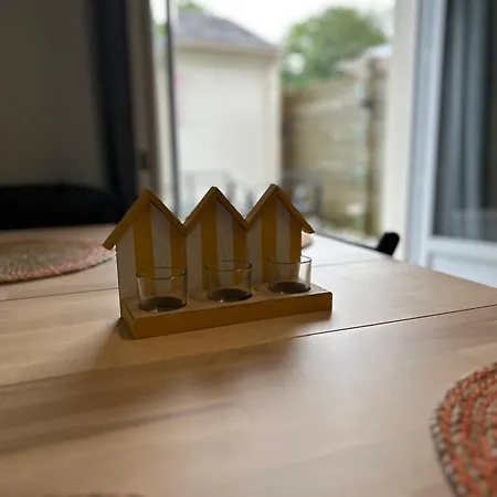 En Bord De * 포르니세