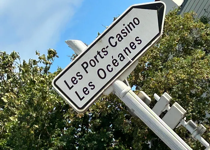 En Bord De 펜션 포르니세